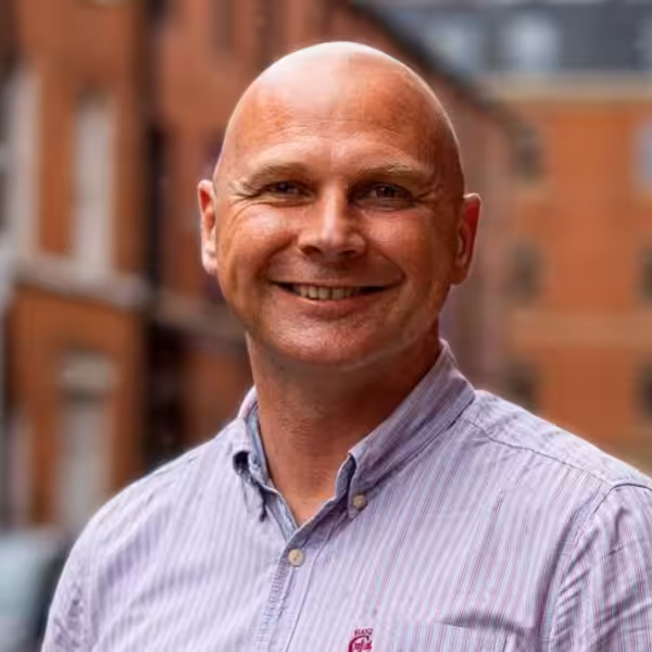 Dr Alex Harris